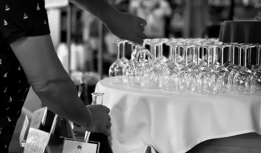 Szent Istv�n Hotel Eger - M�jus 1. (min. 2 �j)