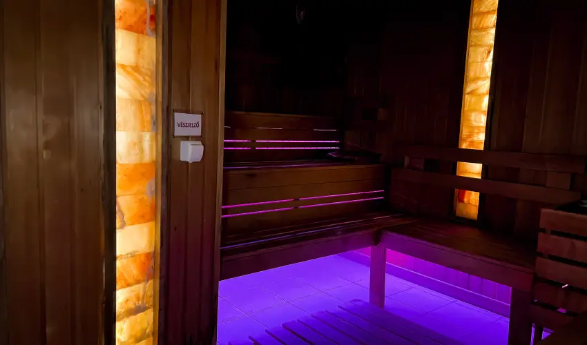 Szent Istvn Hotel Eger - Mjus 1.