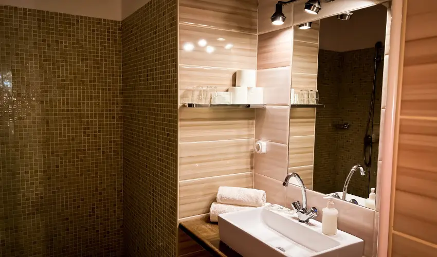 Szent Istvn Hotel Eger - Mjus 1.