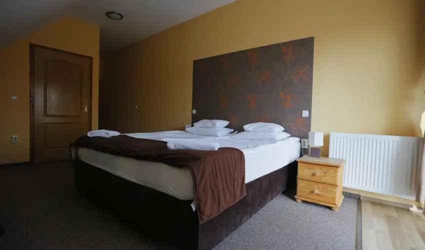 Szent Istvn Hotel Eger - Mjus 1.