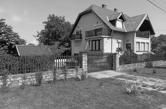 Szieszta Apartman - Mjus 1. (min. 2 j)