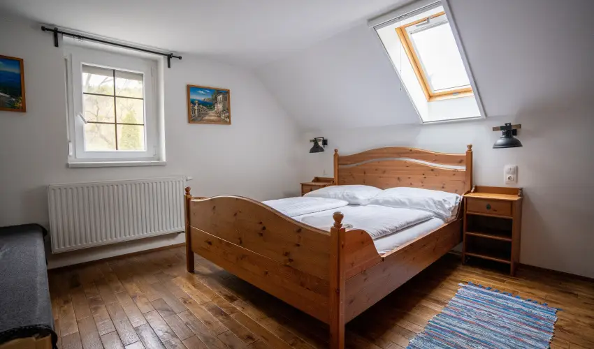 Szilv�sv�rad Camping & Apartman Szilv�sv�rad - M�jus 1.