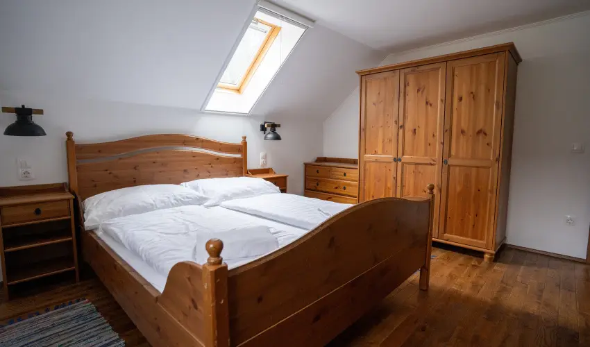 Szilv�sv�rad Camping & Apartman Szilv�sv�rad - M�jus 1.