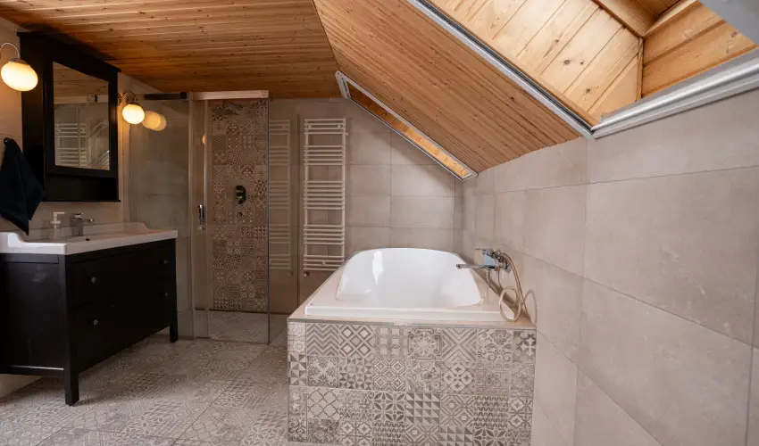 Szilv�sv�rad Camping & Apartman Szilv�sv�rad - M�jus 1.