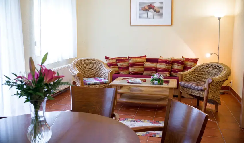 Wellness Hotel Szindbd  Balatonszemes - Mjus 1.