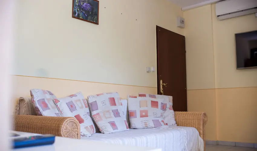 Wellness Hotel Szindbd  Balatonszemes - Mjus 1.