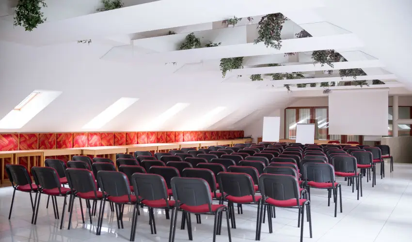 Wellness Hotel Szindbd  Balatonszemes - Mjus 1.