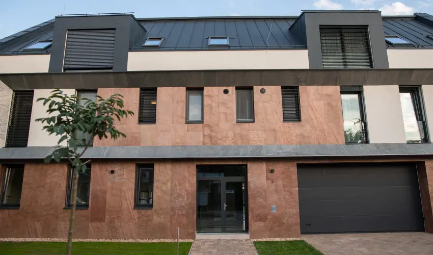 Tahiti Resort Apartments Hajdszoboszl - Mjus 1. - teljes elrefizetssel (min. 2 j)