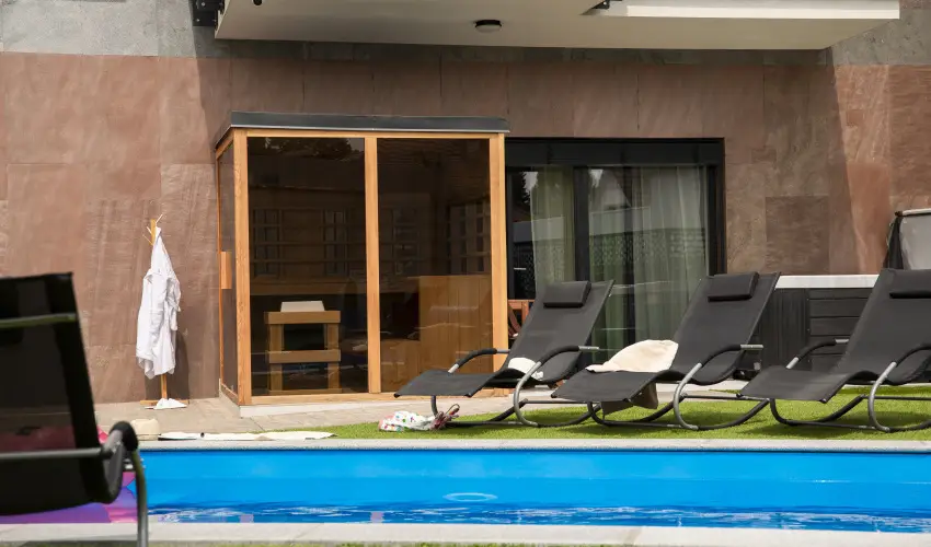 Tahiti Resort Apartments Hajdszoboszl - Mjus 1. - teljes elrefizetssel (min. 2 j)