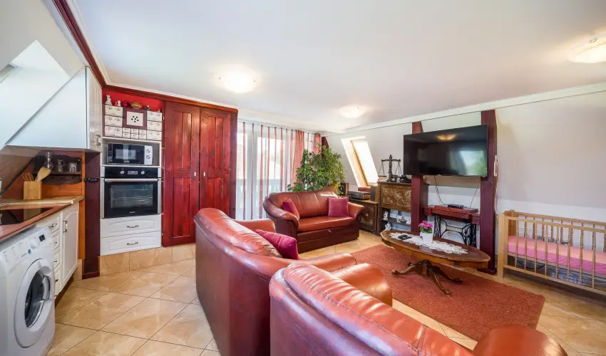 Tamás Apartman Balatonföldvár - Május 1. (min. 7 éj)
