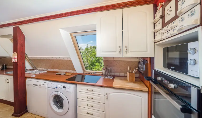 Tamás Apartman Balatonföldvár - Május 1. (min. 7 éj)