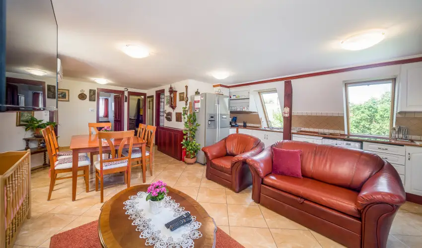 Tamás Apartman Balatonföldvár - Május 1. (min. 7 éj)