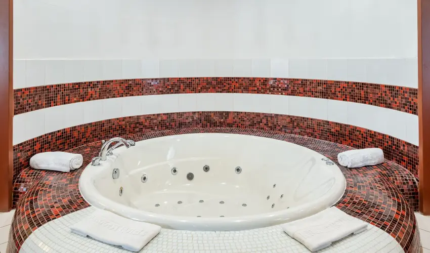 Hunguest Hotel Pelion  Tapolca - Mjus 1. htvge (1 jtl)