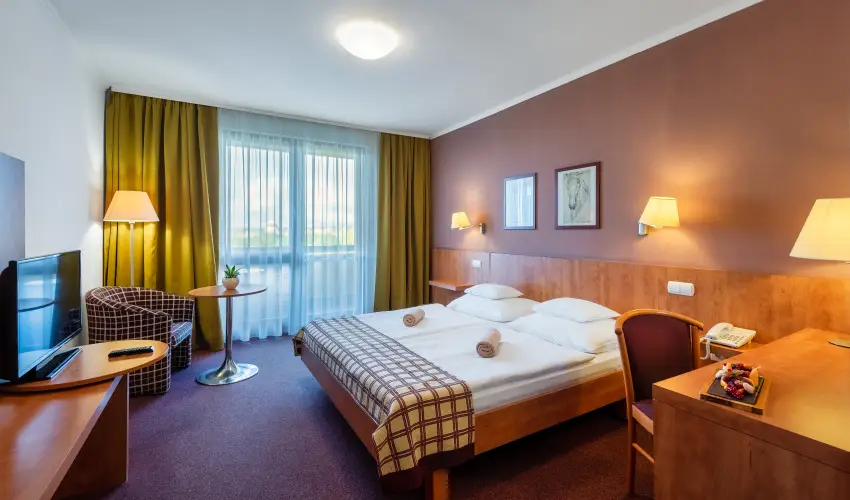 Hunguest Hotel Pelion  Tapolca - Mjus 1. htvge (1 jtl)