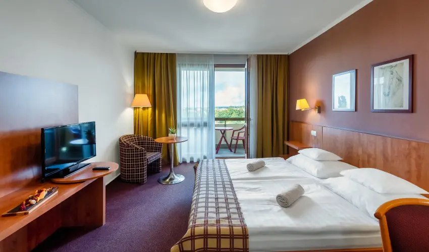 Hunguest Hotel Pelion  Tapolca - Mjus 1. htvge (1 jtl)