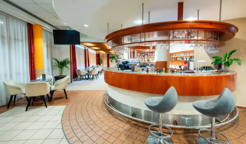 Hunguest Hotel Pelion  Tapolca - Mjus 1. htvge (1 jtl)