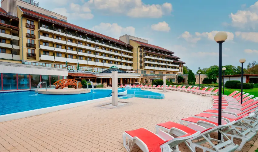 Hunguest Hotel Pelion  Tapolca - Mjus 1. htvge (1 jtl)