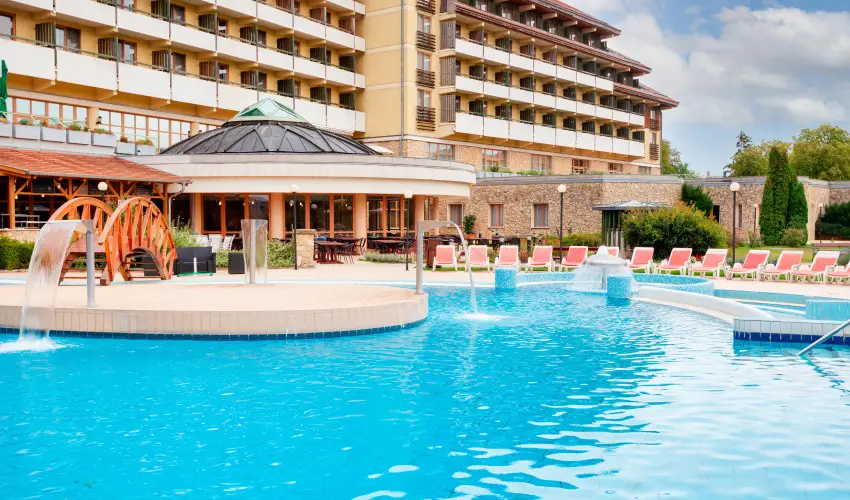 Hunguest Hotel Pelion  Tapolca - Mjus 1. htvge (1 jtl)