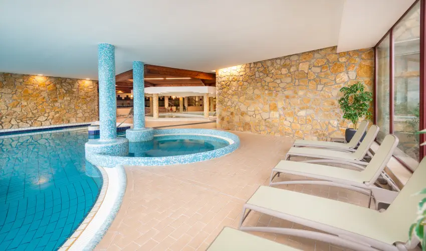 Hunguest Hotel Pelion  Tapolca - Mjus 1. htvge (1 jtl)