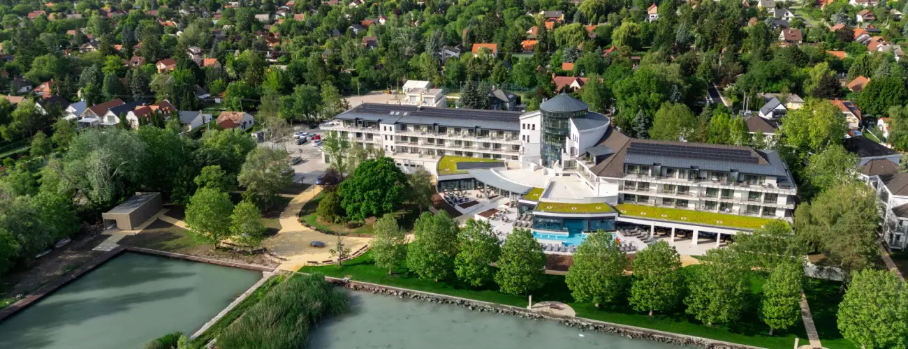 Kenese Bay Garden Resort & Conference Balatonkenese - Mjus 1. - teljes elrefizetssel (min. 5 j)