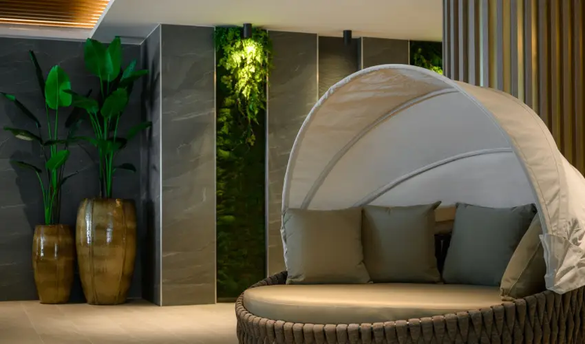 Kenese Bay Garden Resort & Conference Balatonkenese - Május 1. - teljes előrefizetéssel