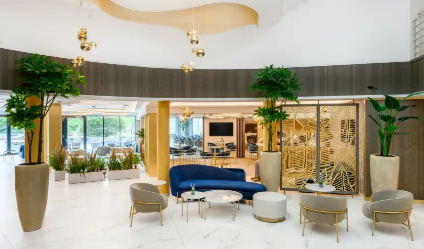 Kenese Bay Garden Resort & Conference Balatonkenese - Május 1. - teljes előrefizetéssel