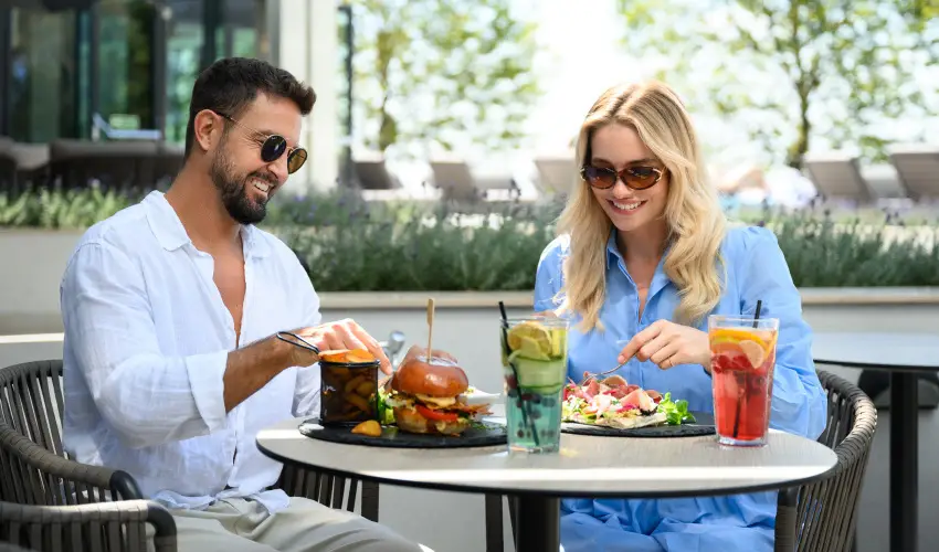 Kenese Bay Garden Resort & Conference Balatonkenese - Május 1. - teljes előrefizetéssel