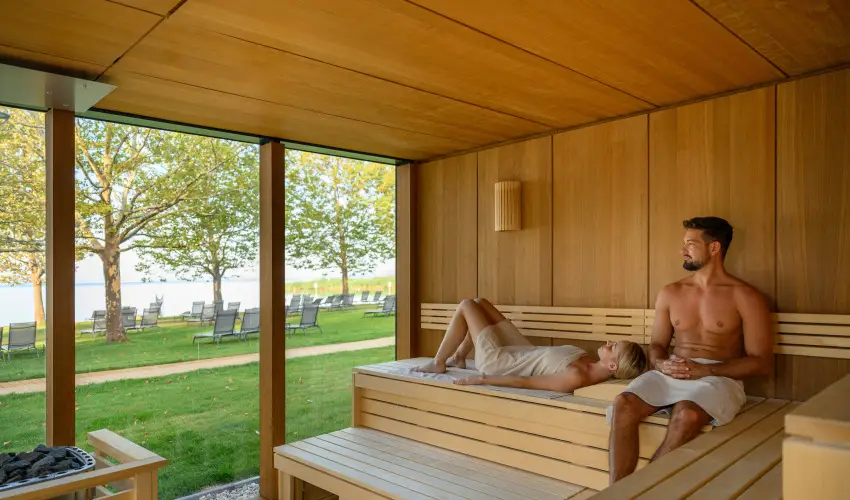 Kenese Bay Garden Resort & Conference Balatonkenese - Május 1. - teljes előrefizetéssel