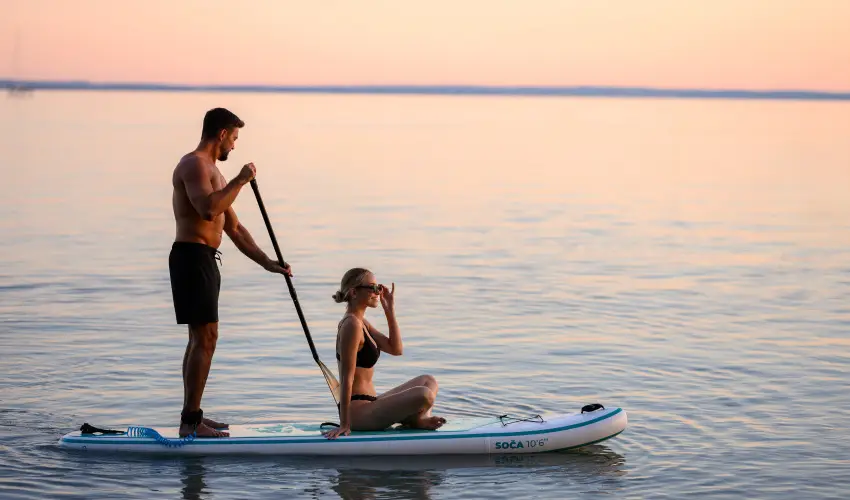 Kenese Bay Garden Resort & Conference Balatonkenese - Május 1. - teljes előrefizetéssel