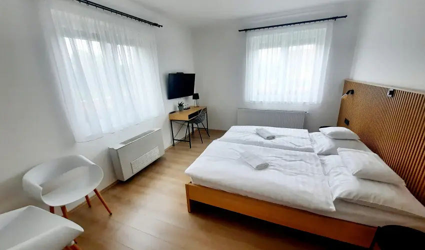 Svirg Terml Panzi Hajdnns - Mjus 1.