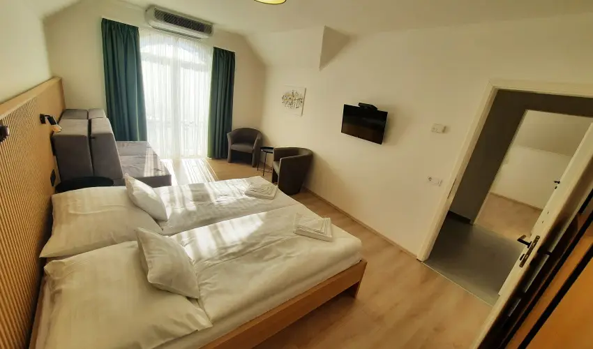 Svirg Terml Panzi Hajdnns - Mjus 1.