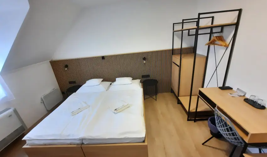 Svirg Terml Panzi Hajdnns - Mjus 1.