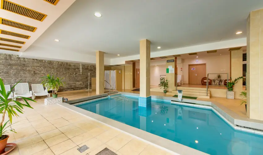 Hotel FIT H�v�z H�v�z - Maj�lis (min. 2 �j)