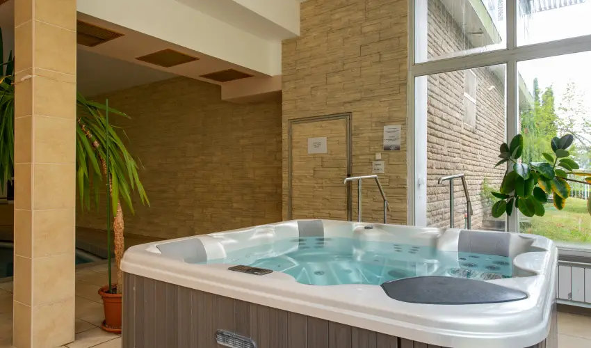 Hotel FIT H�v�z H�v�z - Maj�lis (min. 2 �j)