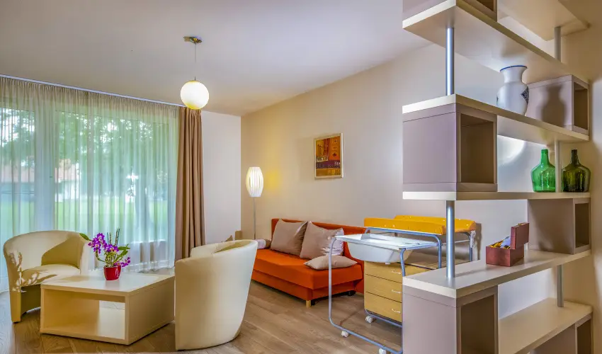 Term�l Apartmanok & Kemping Hark�ny Hark�ny - M�jus 1.