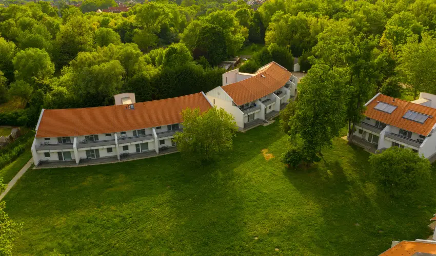 Term�l Apartmanok & Kemping Hark�ny Hark�ny - M�jus 1.