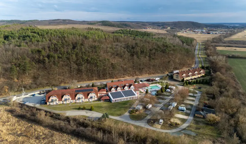 Therm�l Park Hotel Egerszal�k - M�jus 1.