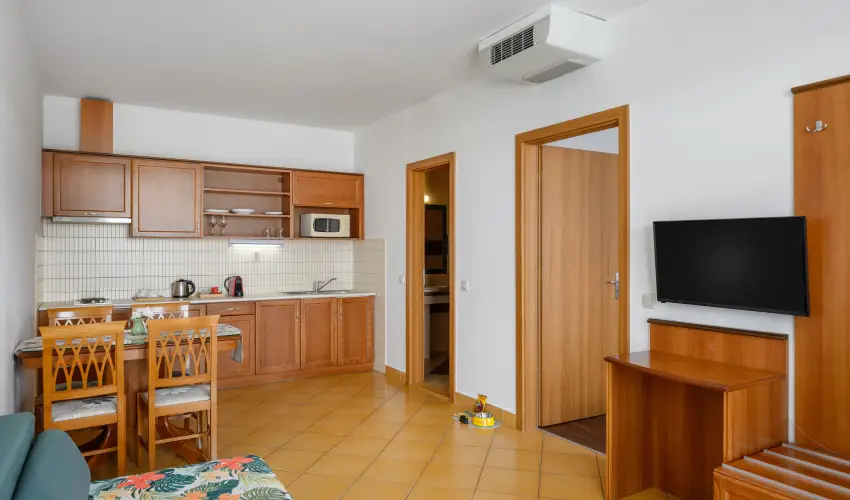 Therm�l Park Hotel Egerszal�k - M�jus 1.