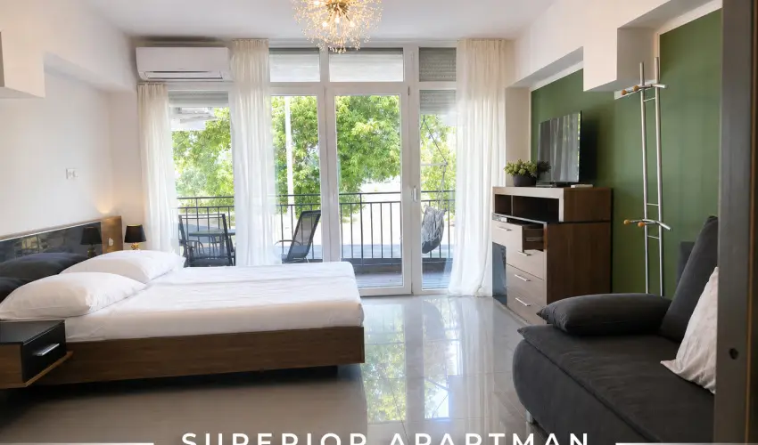 Tisza Gy�ngye Apartmanok Szeged - M�jus 1.