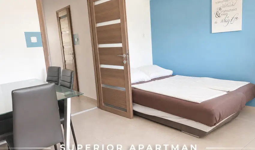 Tisza Gy�ngye Apartmanok Szeged - M�jus 1.