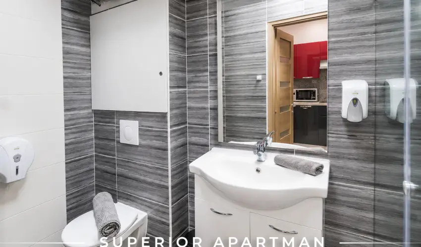 Tisza Gy�ngye Apartmanok Szeged - M�jus 1.