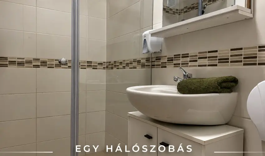 Tisza Gy�ngye Apartmanok Szeged - M�jus 1.