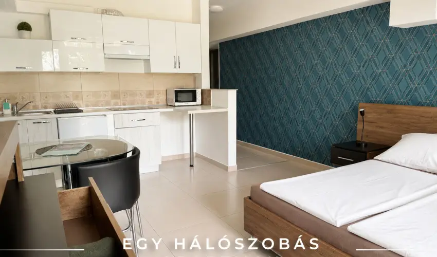Tisza Gy�ngye Apartmanok Szeged - M�jus 1.