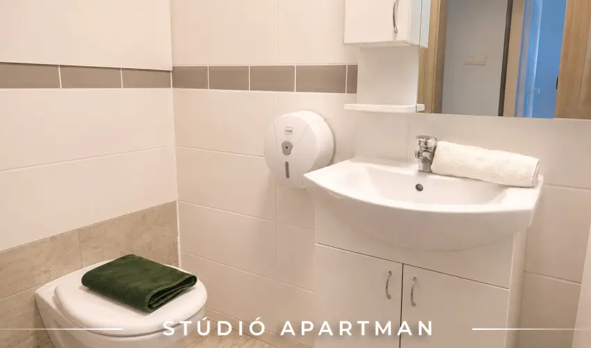 Tisza Gy�ngye Apartmanok Szeged - M�jus 1.