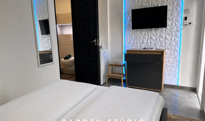 Tisza Gy�ngye Apartmanok Szeged - M�jus 1.