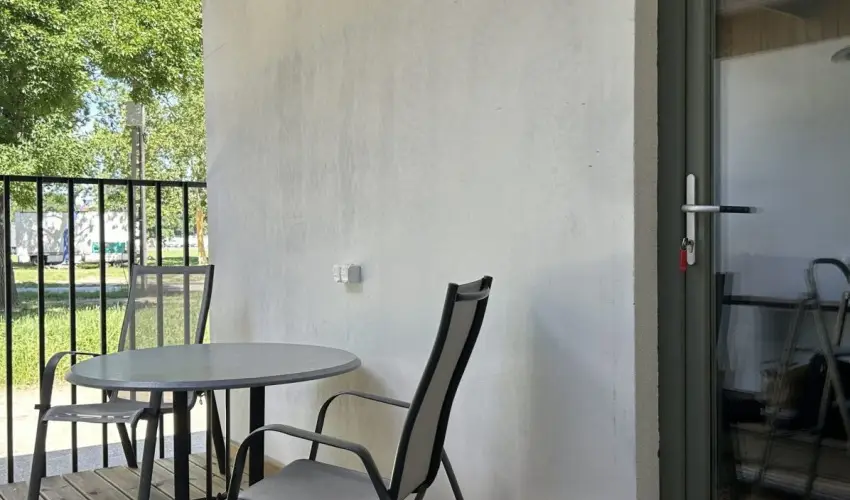 Tisza Gy�ngye Apartmanok Szeged - M�jus 1.