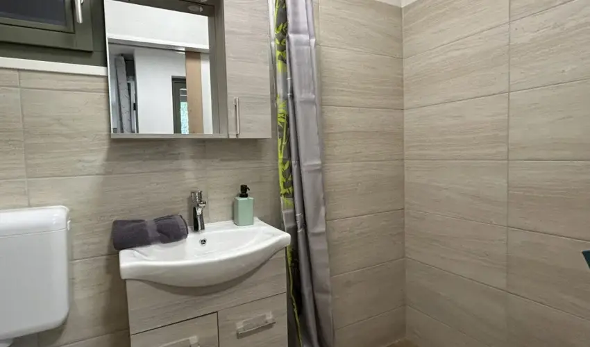 Tisza Gy�ngye Apartmanok Szeged - M�jus 1.