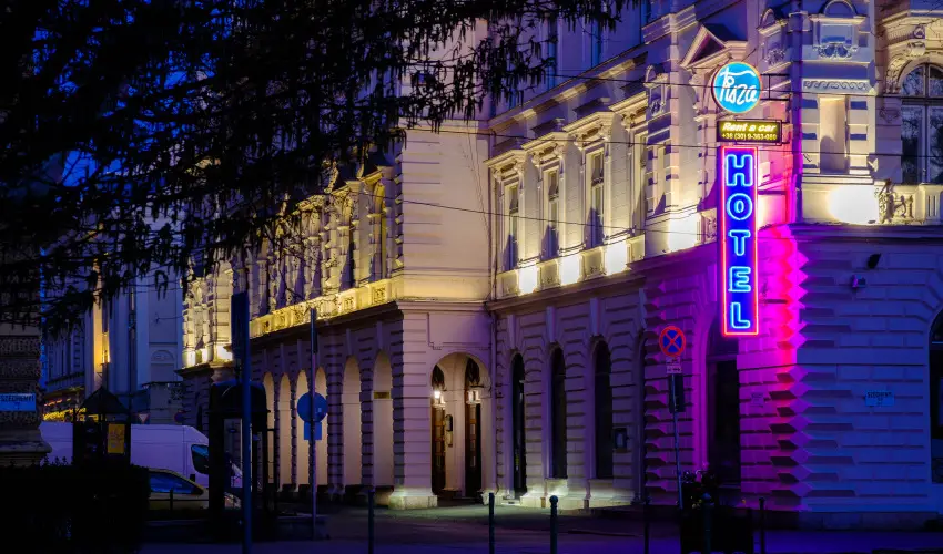 Tisza Hotel Szeged - Majlis 