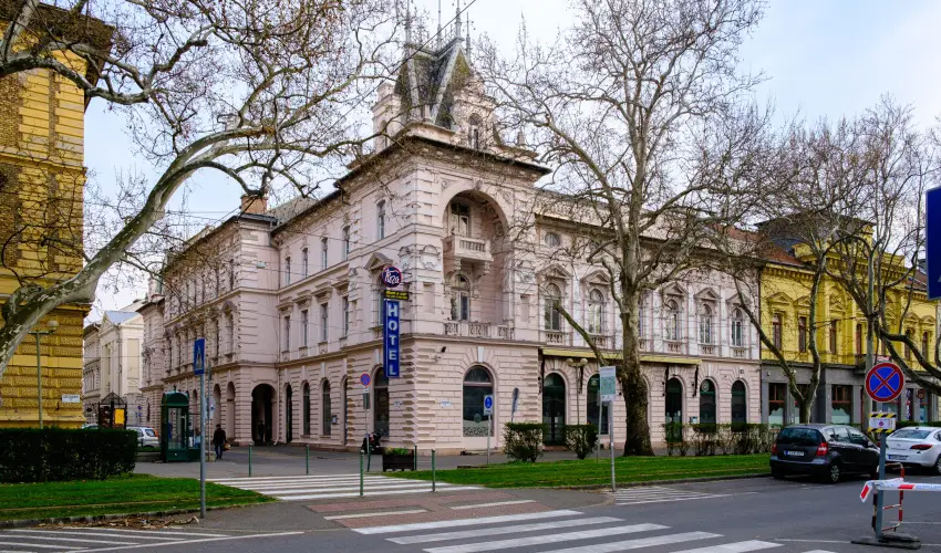 Tisza Hotel Szeged - Majlis 