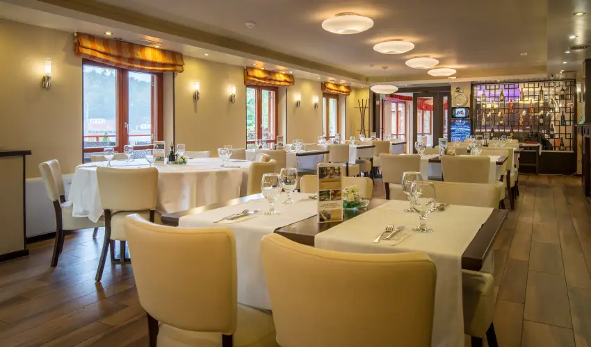 T Wellness Hotel Bnk - Majlis